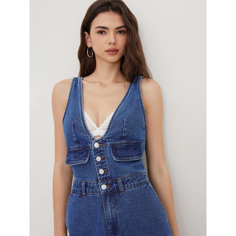 Effortless Chic Denim Jumpsuit | Wide Leg Silhouette · Deep V-Neck · Pocket Detail